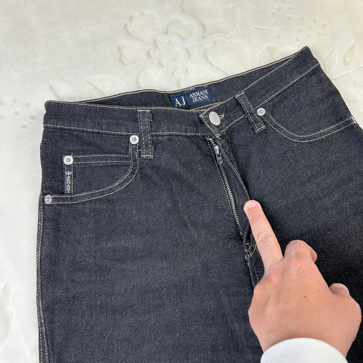 Jeans Armani Jeans Vintage Denim Scuro Comfort Fit Straight (S)