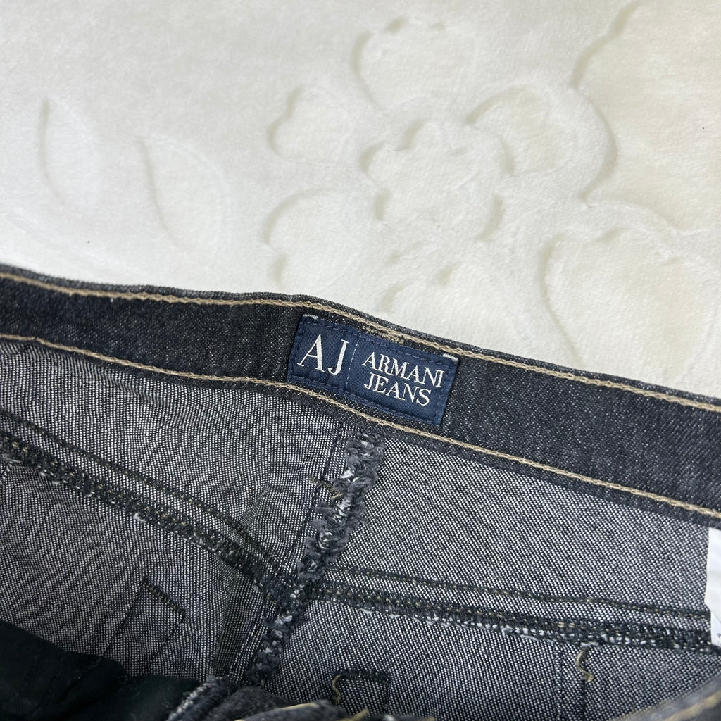 Jeans Armani Jeans Vintage Denim Scuro Comfort Fit Straight (S)