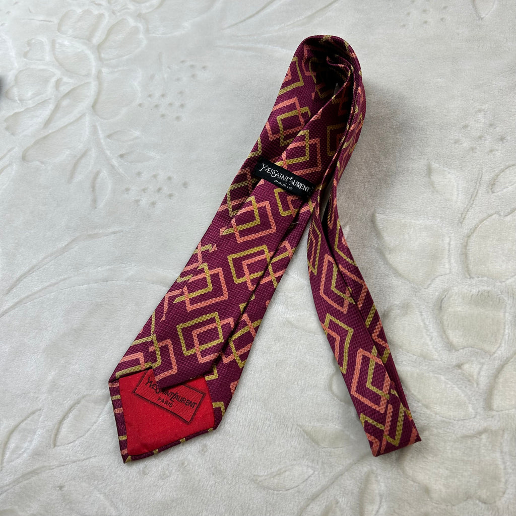 Cravatta Yves Saint Laurent Paris Vintage 100% Seta Fantasia Geometrica Bordeaux