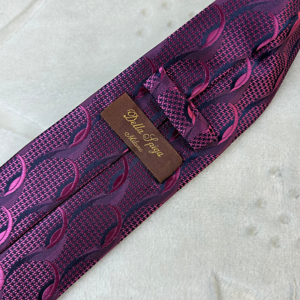 Cravatta Della Spiga Milano Vintage 100% Seta Fantasia Geometrica Rosa Fucsia Made in Italy