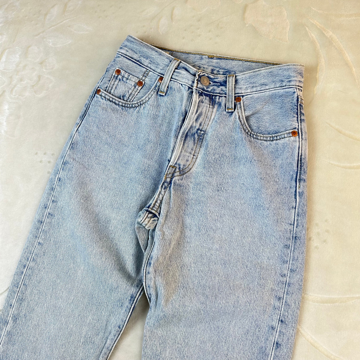 Levi’s 501 Vintage Jeans Denim Azzurro Chiaro Vita Alta Original Fit (W23-37-XXS)