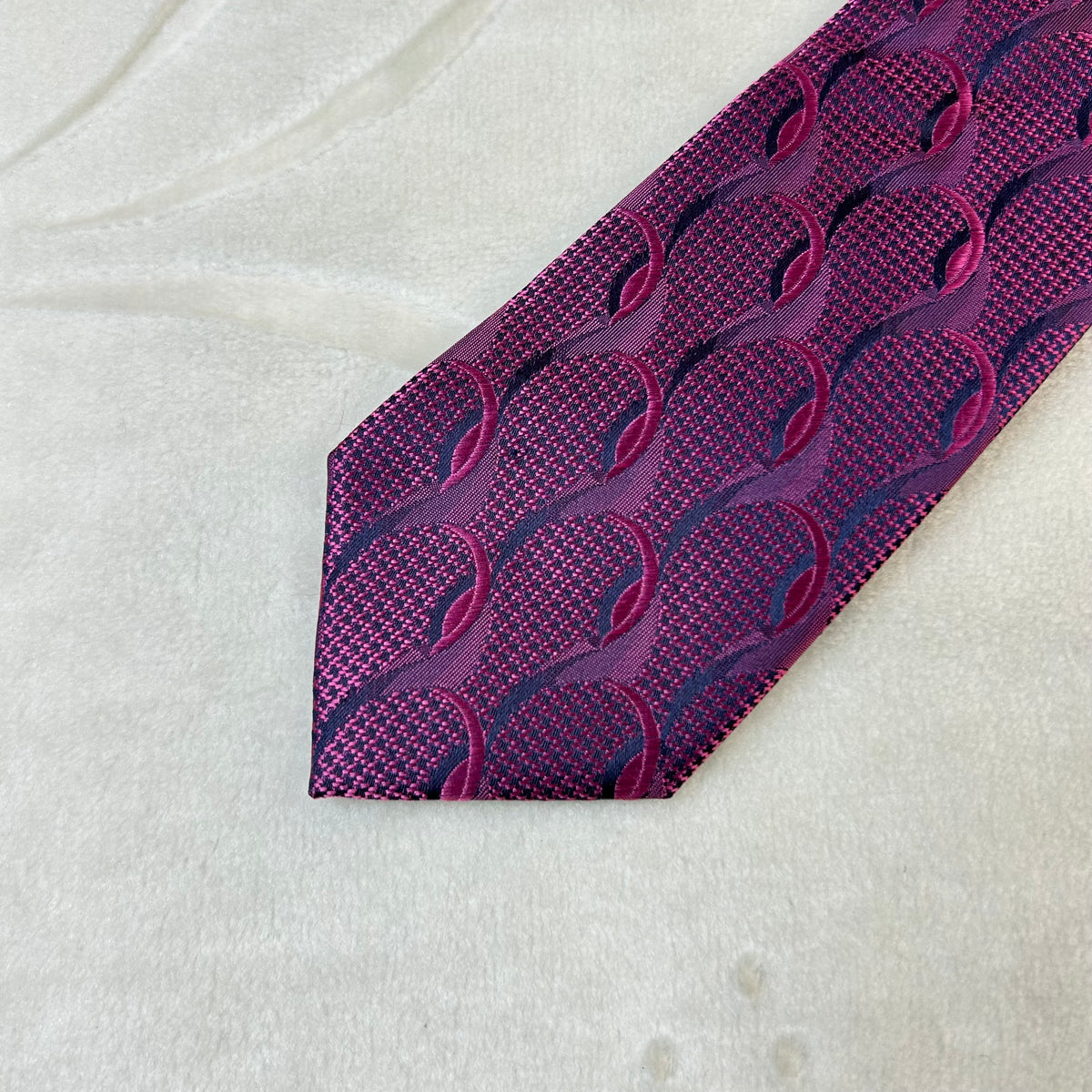 Cravatta Della Spiga Milano Vintage 100% Seta Fantasia Geometrica Rosa Fucsia Made in Italy