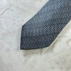 Cravatta Giorgio Armani 100% Seta Grigio Antracite Fantasia Geometrica Made in Italy