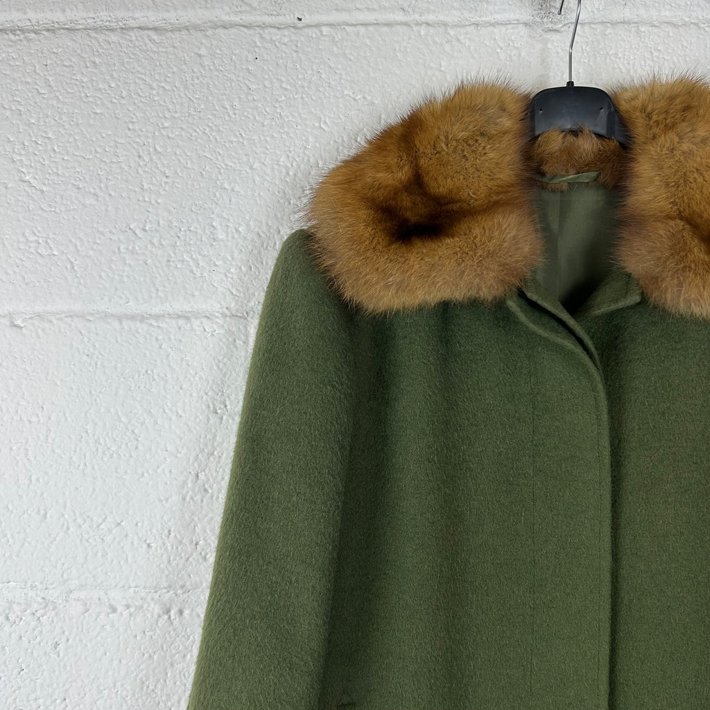Cappotto da Donna  sartoriale vintage 100% Lana Verde con Collo e Polsini in visone (M)