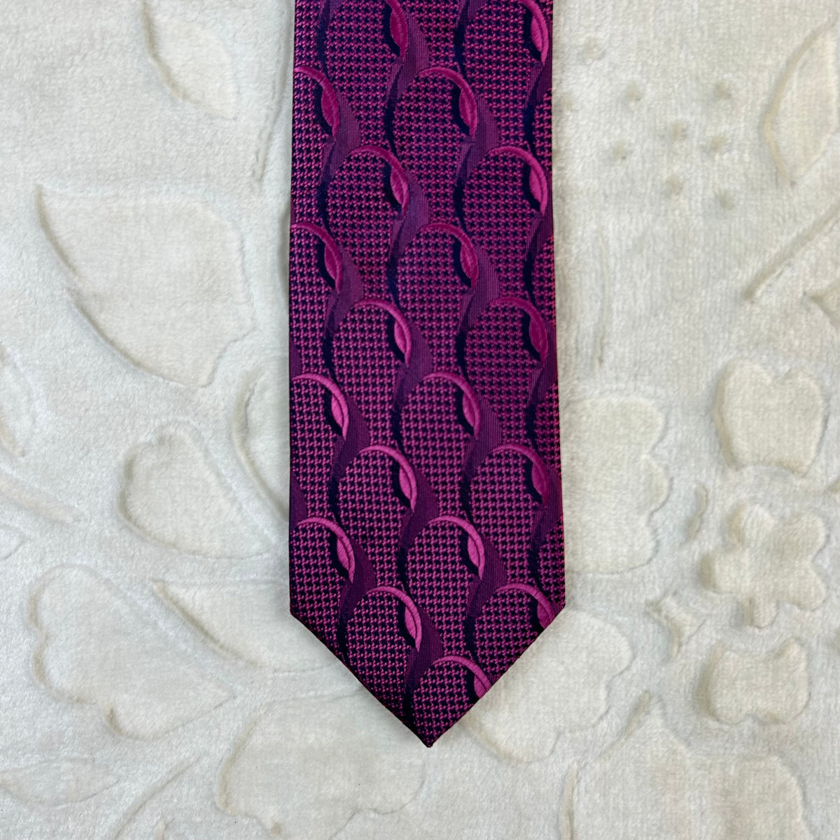 Cravatta Della Spiga Milano Vintage 100% Seta Fantasia Geometrica Rosa Fucsia Made in Italy