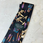 Cravatta Vintage Benetton 100% Seta Made in Italy Fantasia Viaggio Aerei e Valigie