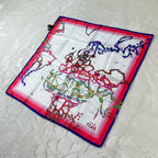 Foulard in seta Alviero Martini 1ª Classe con stampa 50 x 50 cm