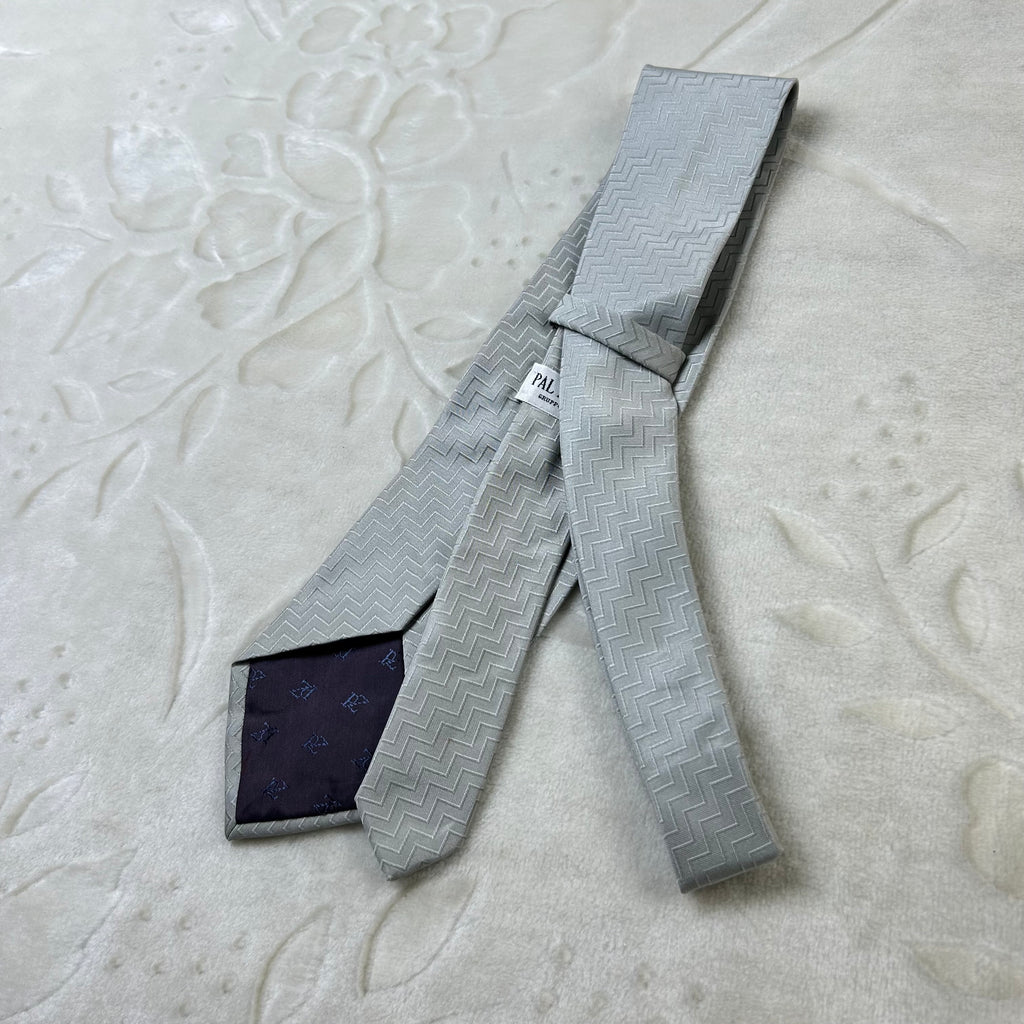 Cravatta Pal Zileri Vintage 100% Seta Grigio Argento Fantasia Chevron