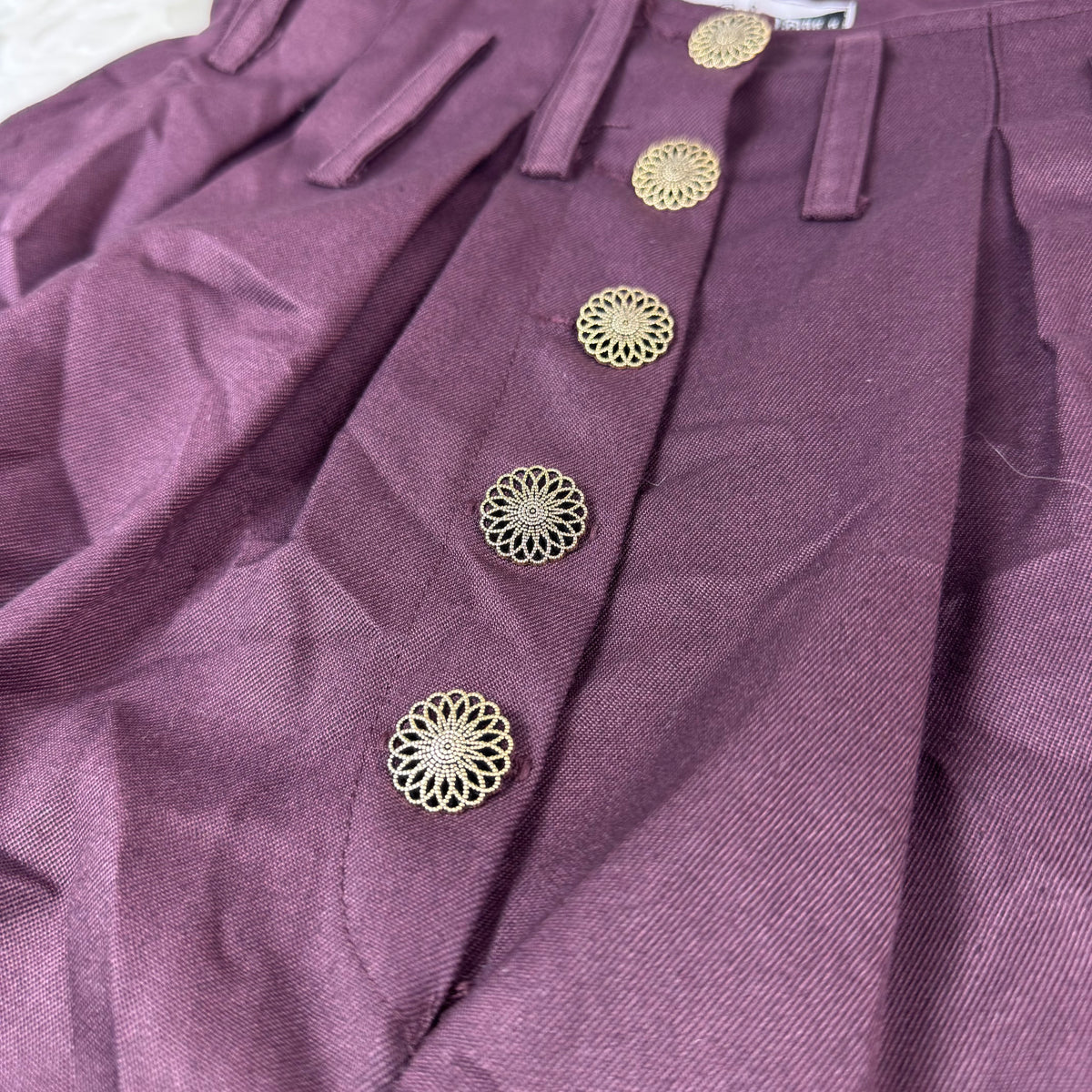 Pantaloncini Vintage da donna Viola Vita Alta con Bottoni (S)